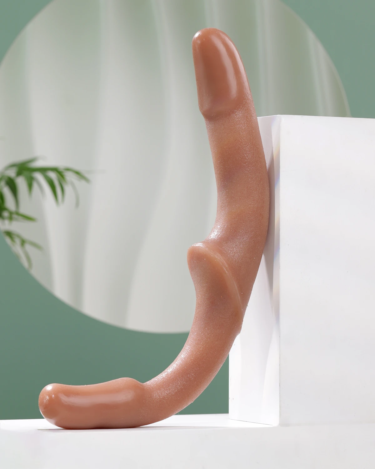 Dương vật giả 2 đầu Lovetoy Holy Dong có rung Dương vật giả 2 đầu Lovetoy Holy Dong có rung