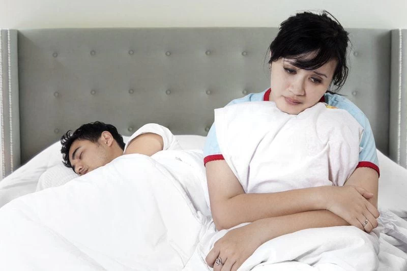 Vợ chồng thấy mệt mỏi, chán nản trong chuyện chăn gối