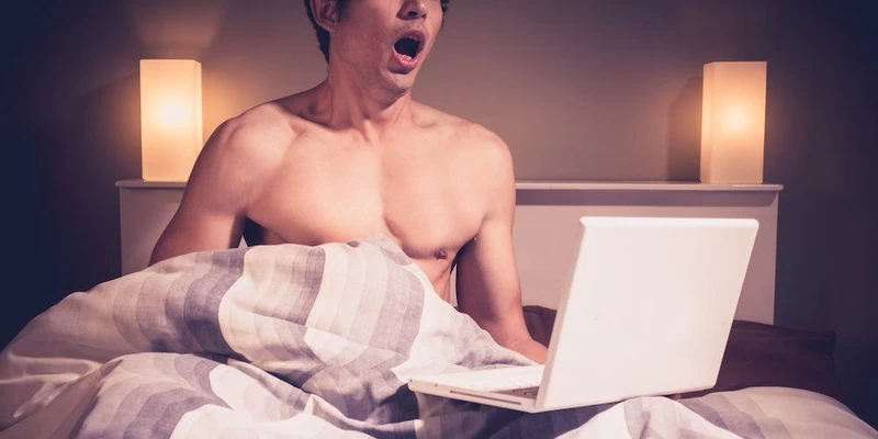 Trào lưu tình dục some bùng nổ khi xem phim 18+