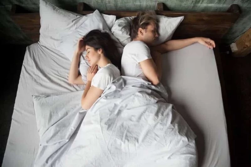 Some khiến tình cảm dần xa cách 