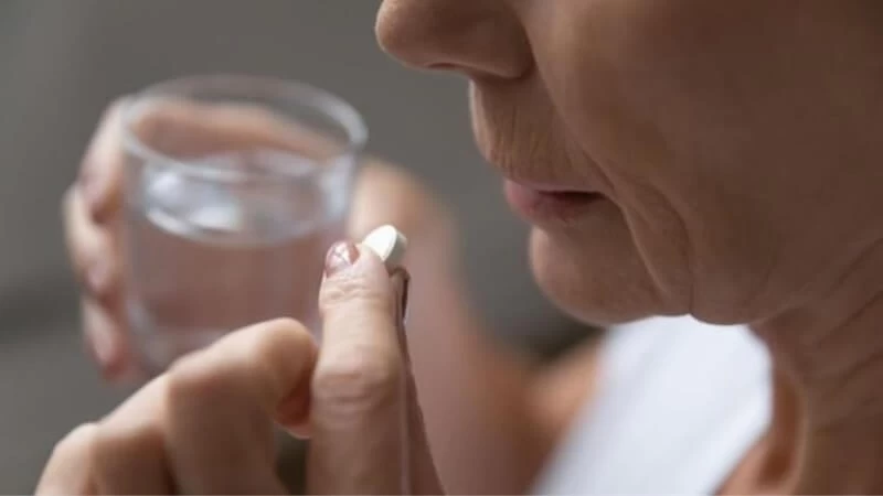  Dùng thuốc điều trị trầm cảm có thể gây nên tác dụng phụ về sinh lý