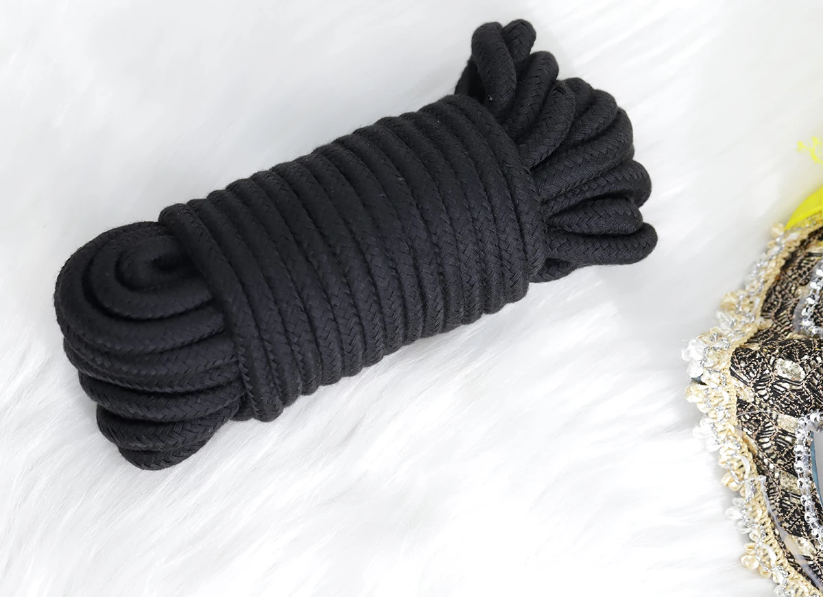 Dây trói Yeain Luxury Fetish Sex Rope được làm từ chất liệu cotton 