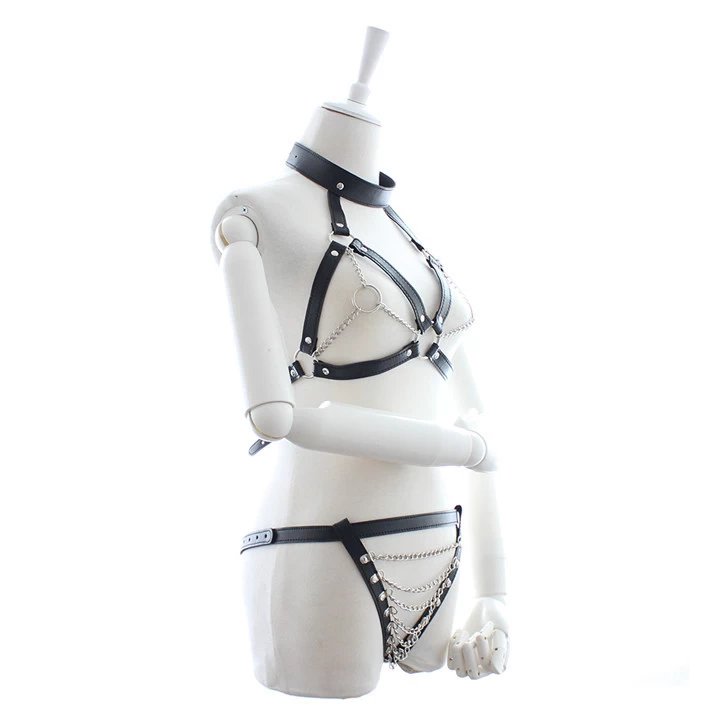 Trang phục đồ lót BDSM