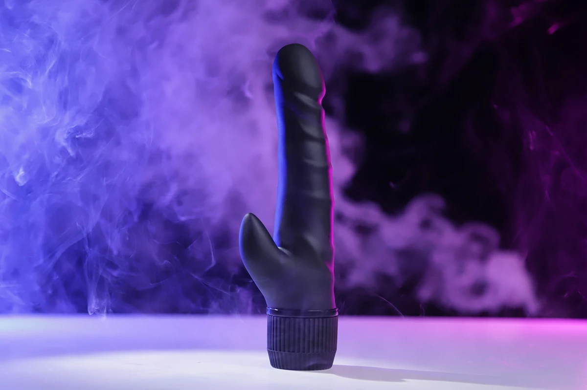 Mua Dương vật giả CalExotics Black Velvet Clit Arouser rung đa tốc độ có tốt không?