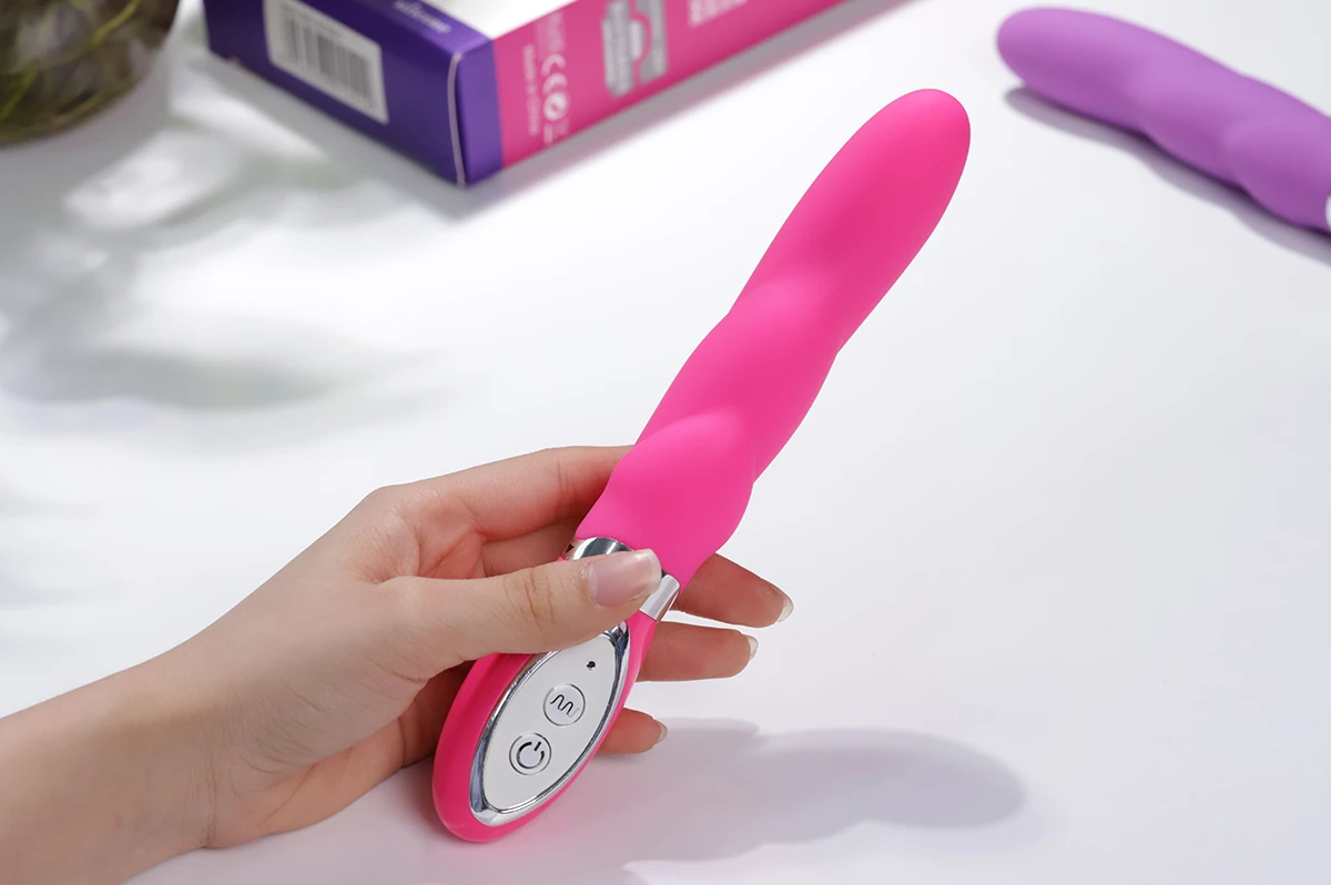 Dễ dàng cầm tay để điều khiển sextoy