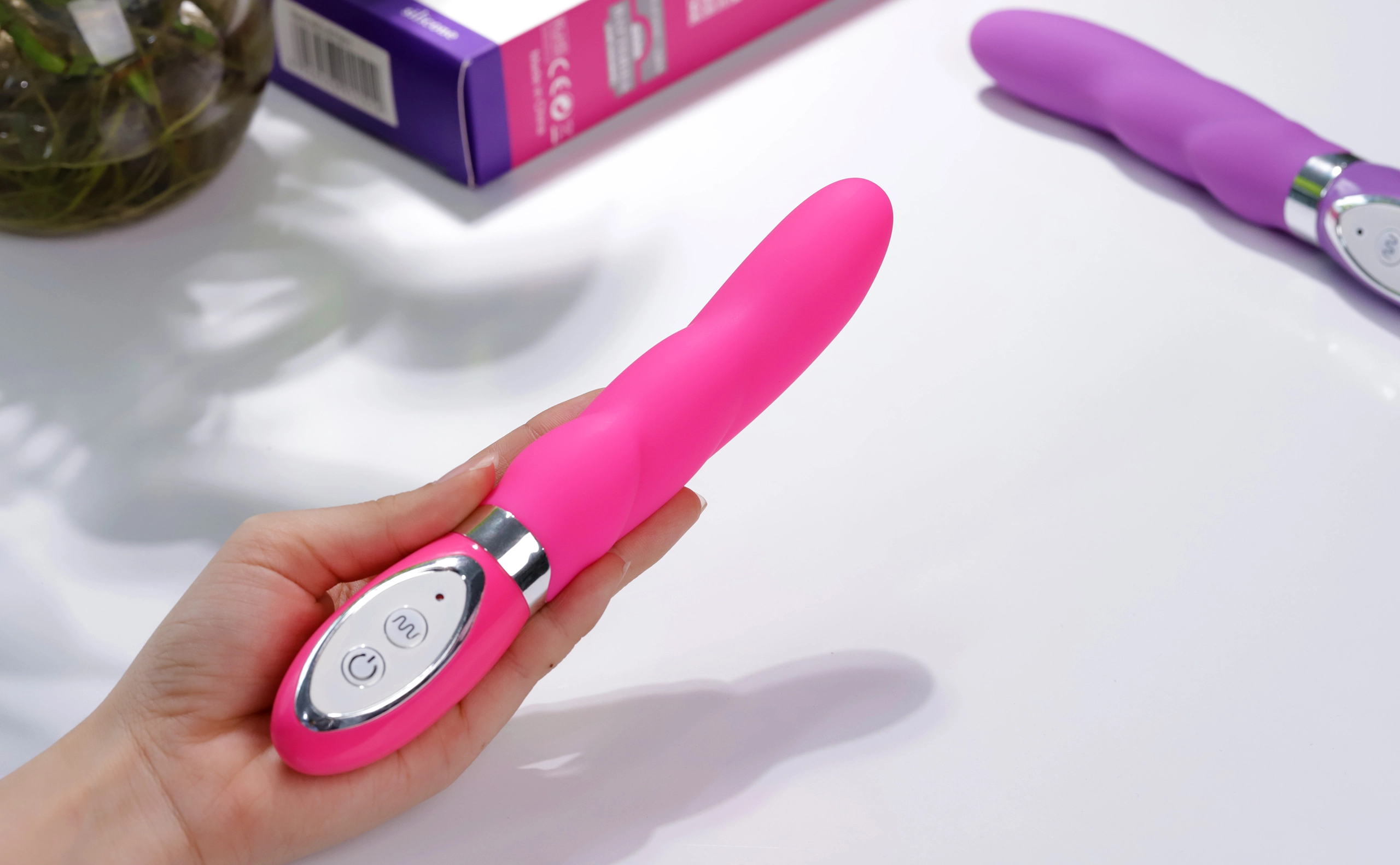 Bề mặt silicone mịn mượt êm ái