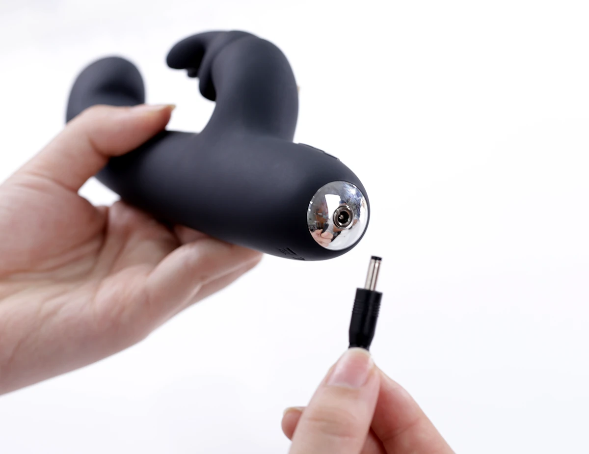 Cắm sạc của sextoy 